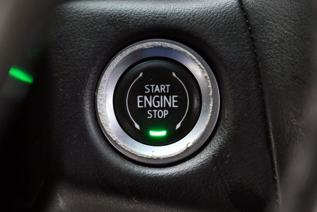 Used 2022 Chevrolet Tahoe Z71 image 28