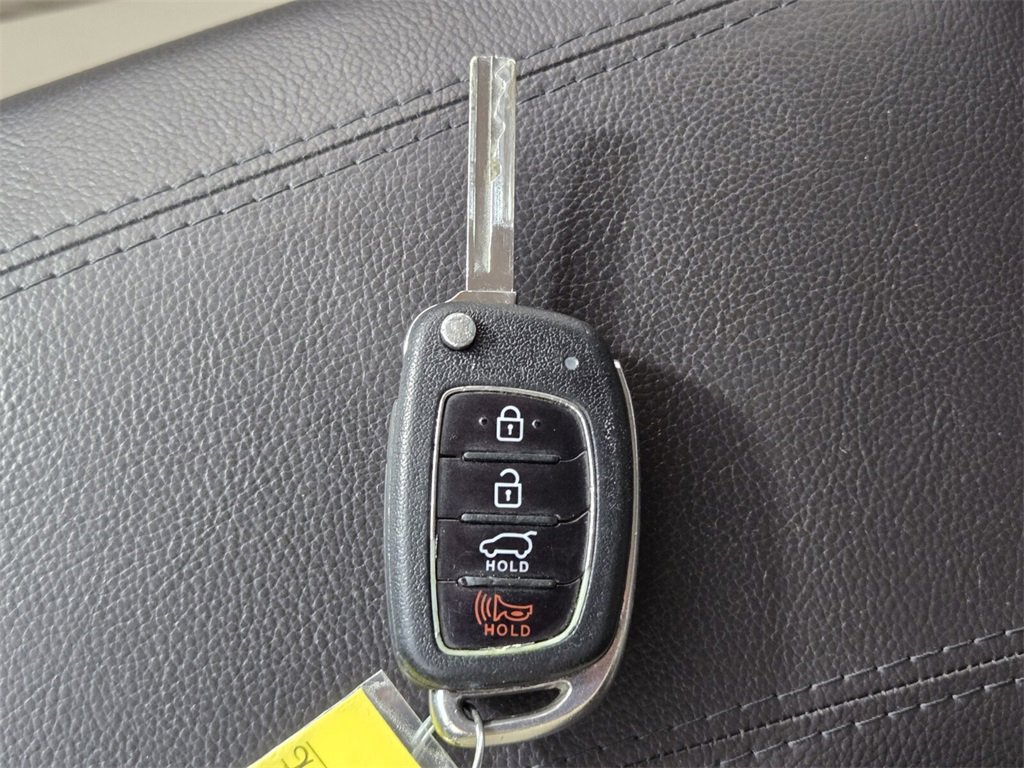 Used 2017 Hyundai Santa Fe Sport image 26