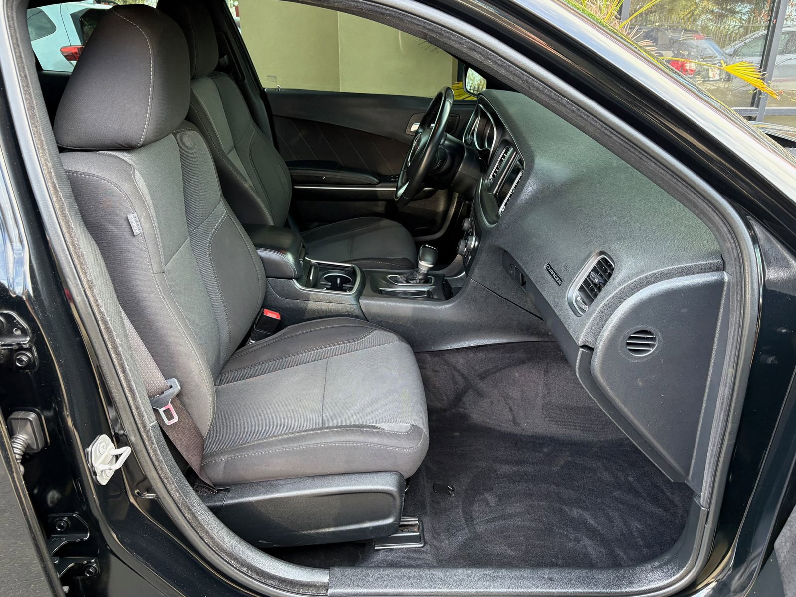 Used 2017 Dodge Charger SXT w/ Navigation & Travel Group image 22