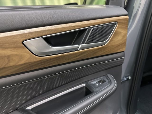 New 2026 Volkswagen Atlas SE image 27