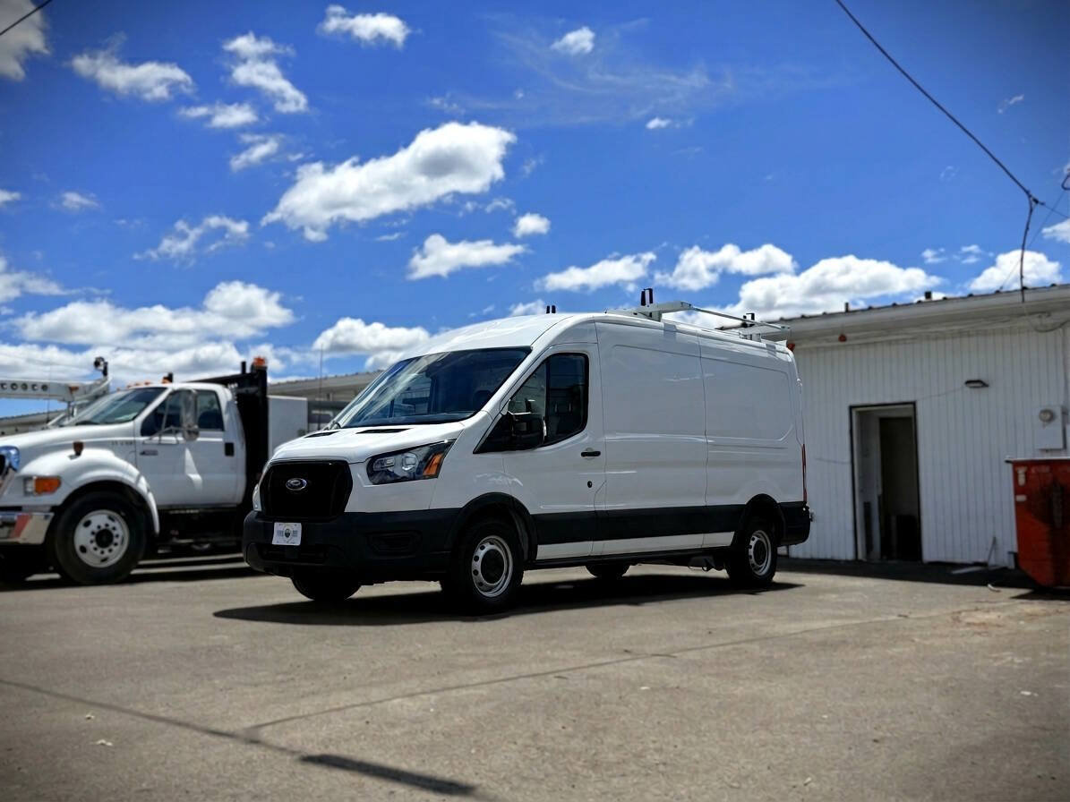Used 2024 Ford Transit 250 148 Medium Roof w/ Interior Upgrade Package RWD image 22