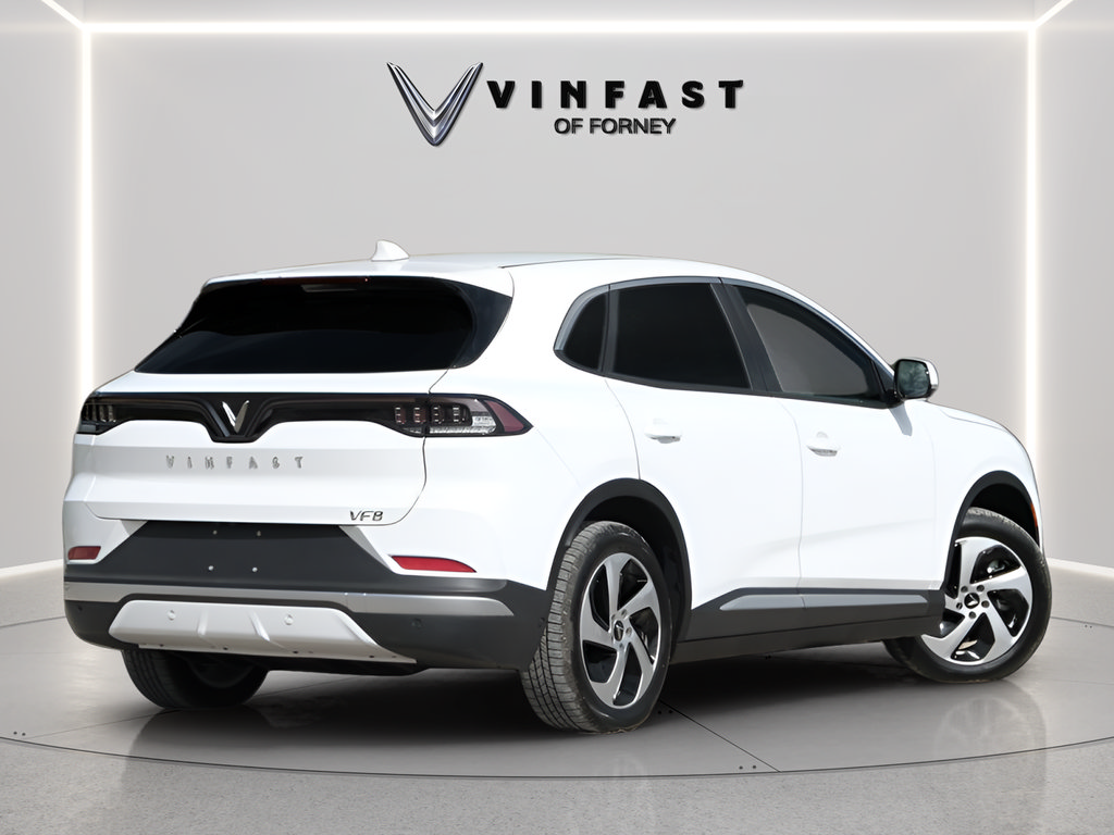 New 2025 VinFast VF 8 Eco AWD/4WD image 3