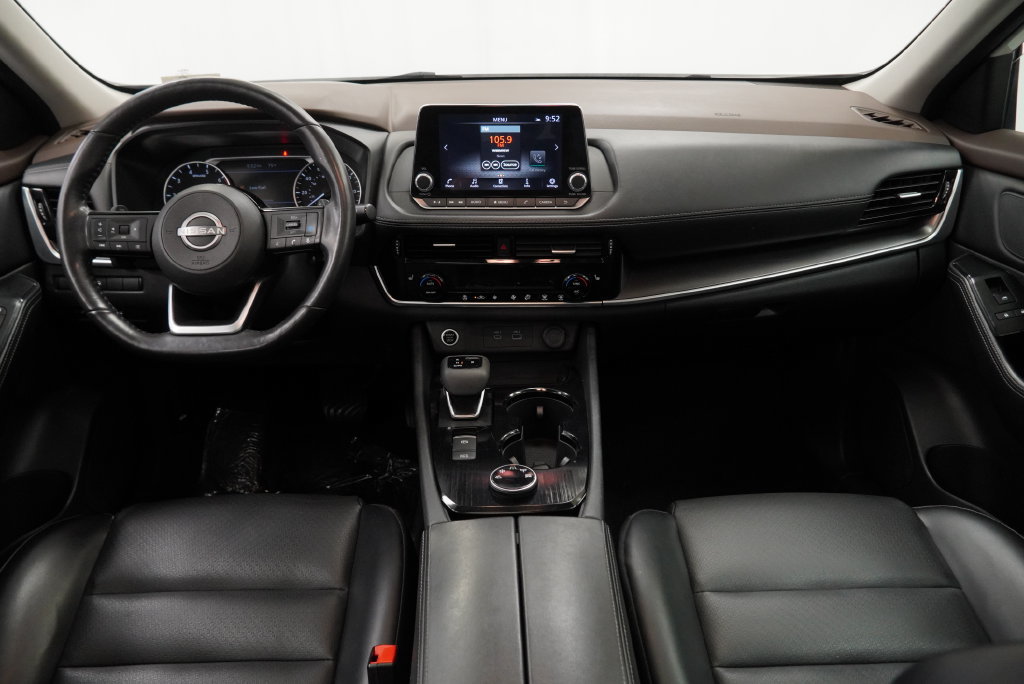 Used 2023 Nissan Rogue SV w/ SV Premium Package AWD/4WD image 3