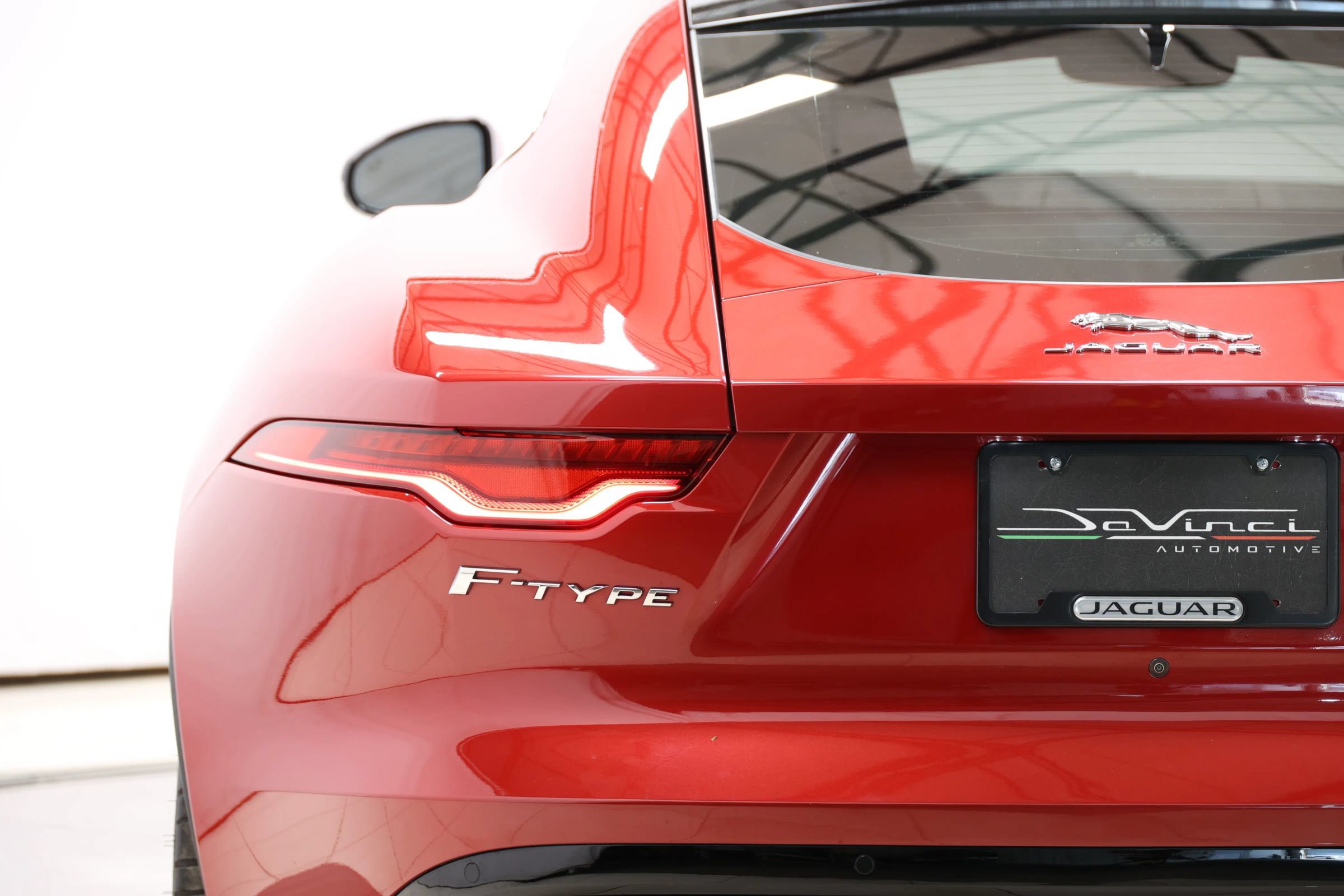 Used 2021 Jaguar F-TYPE R AWD/4WD image 52