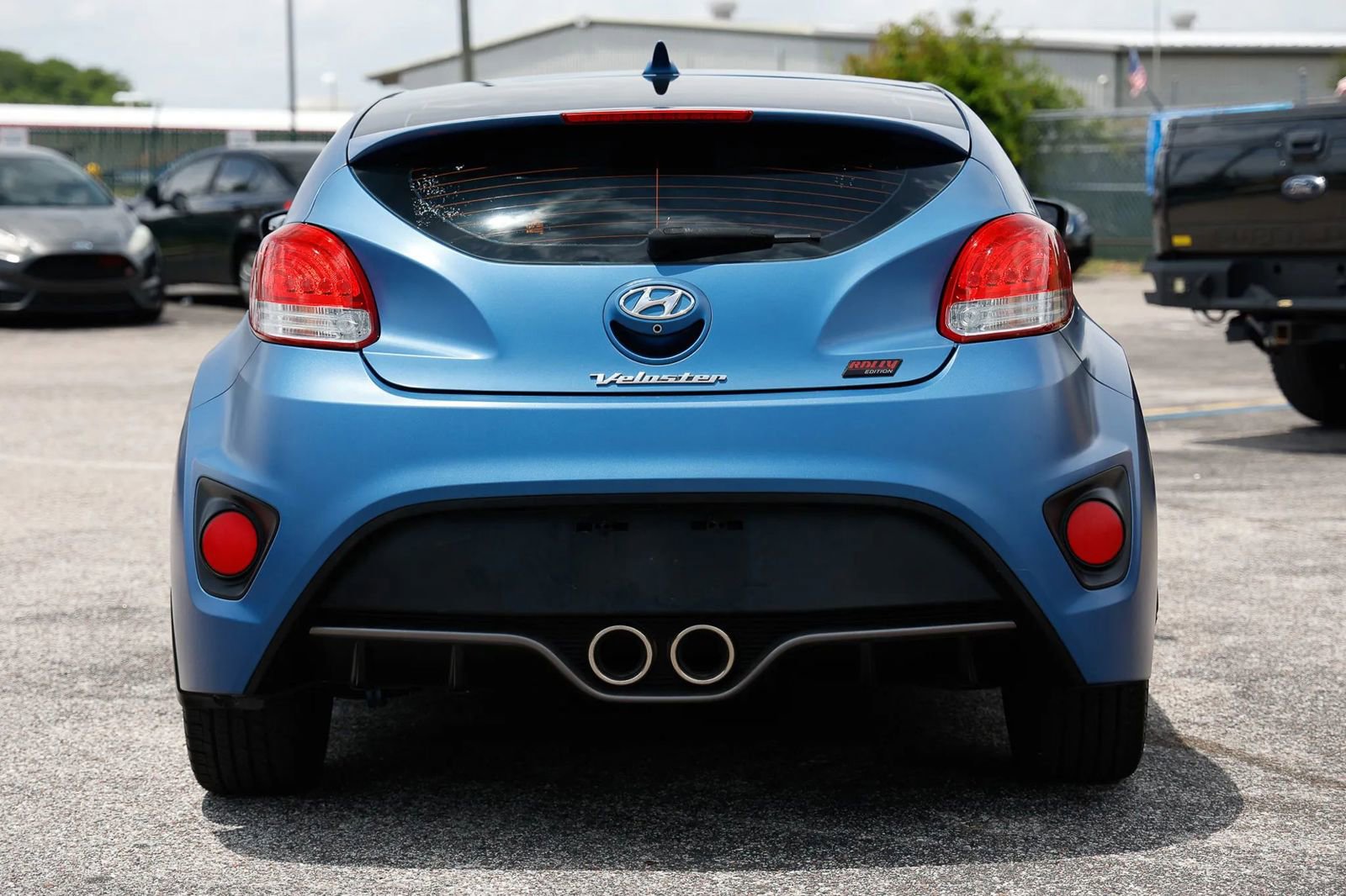 Used 2016 Hyundai Veloster Rally Edition FWD image 5