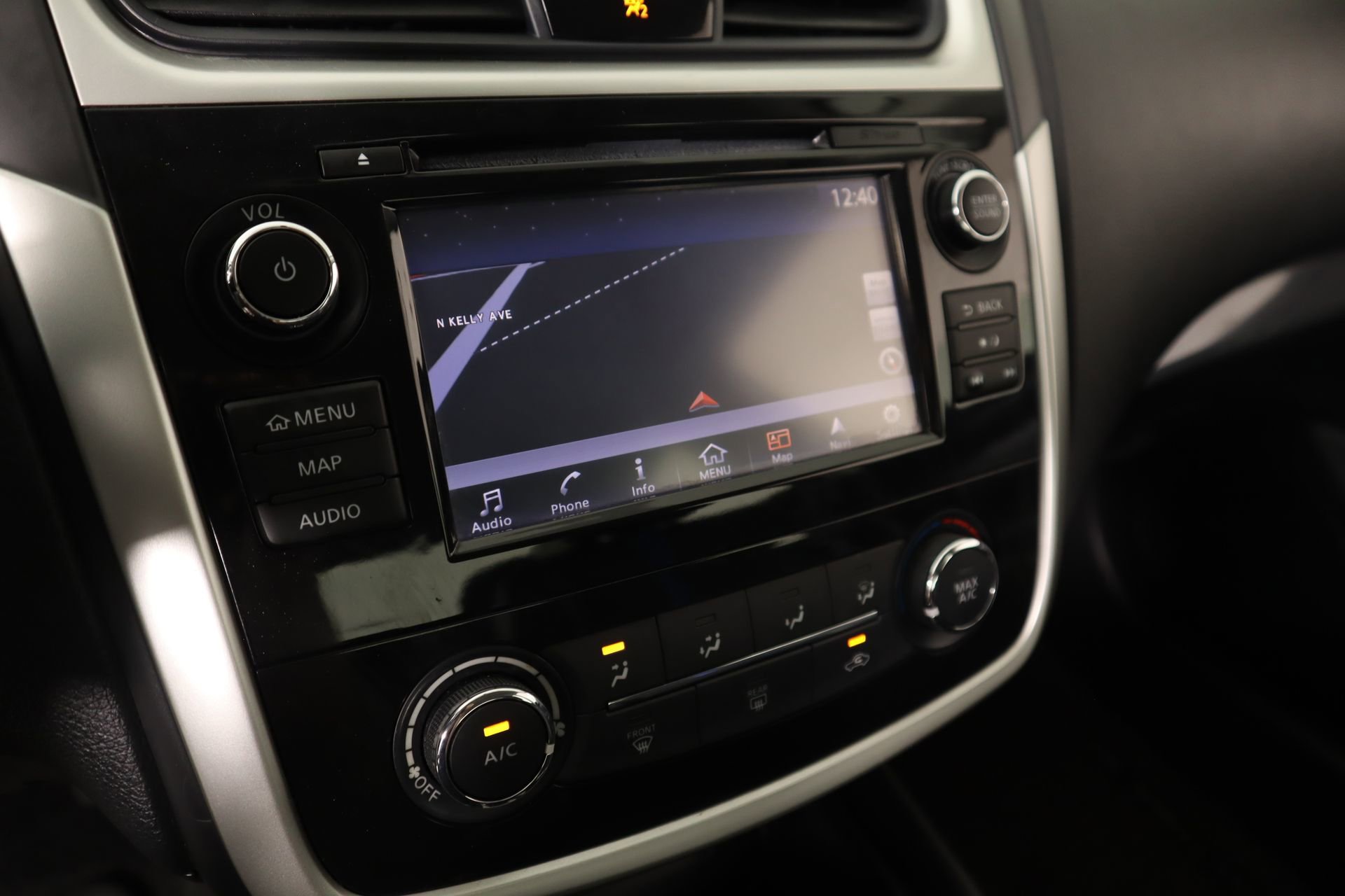 Used 2018 Nissan Altima 2.5 SR w/ SR Special Edition image 7