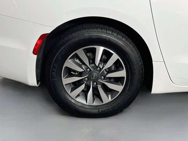 Used 2021 Chrysler Pacifica Touring-L FWD image 39