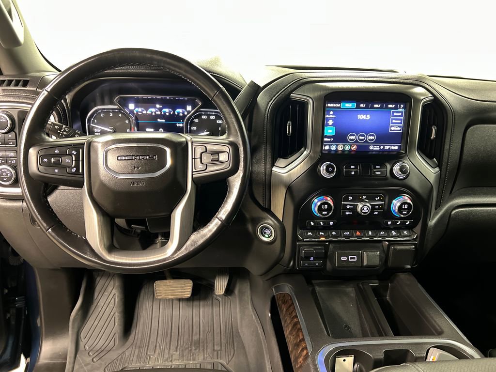 Certified 2021 GMC Sierra 1500 Denali w/ Denali Ultimate Package AWD/4WD image 15