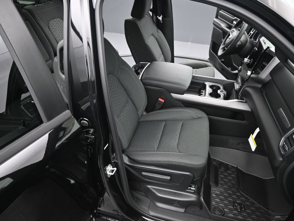 New 2026 RAM 1500 Big Horn AWD/4WD image 19