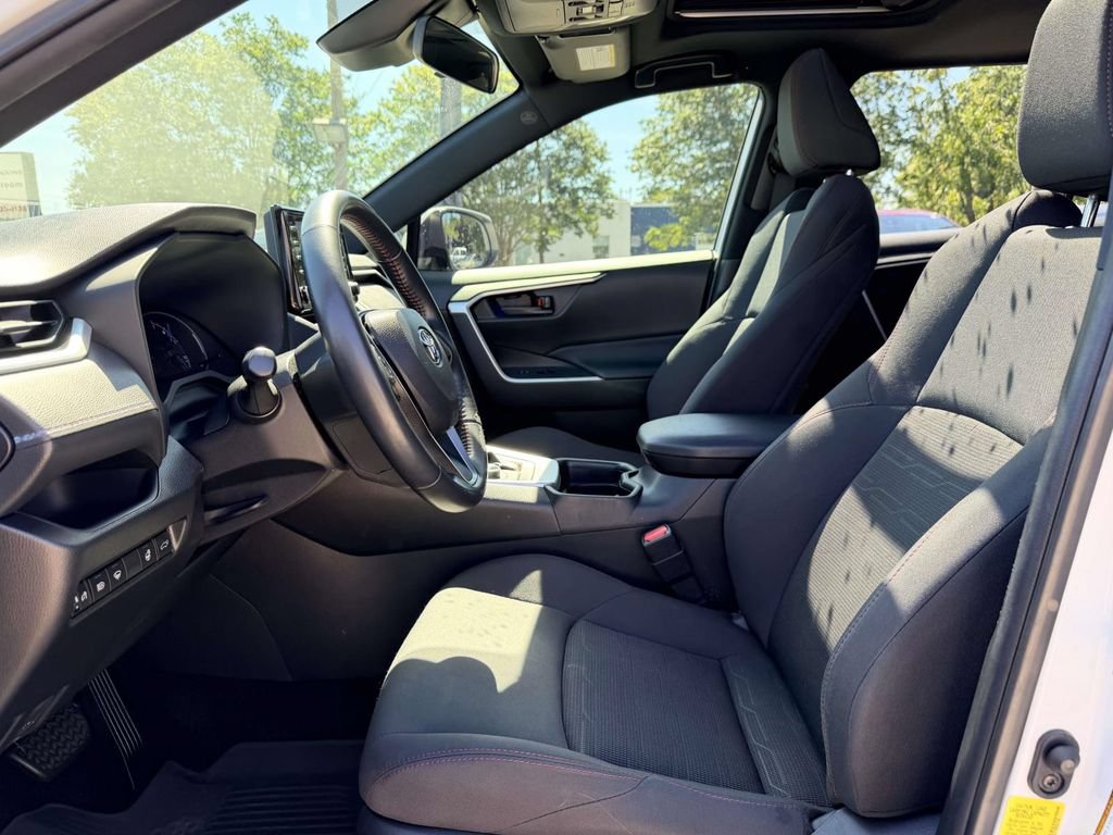 Certified 2021 Toyota RAV4 SE w/ Weather & Moonroof Package AWD/4WD image 19