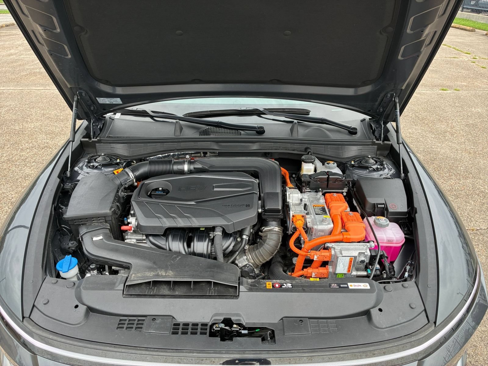 Used 2025 Hyundai Sonata SEL FWD image 27