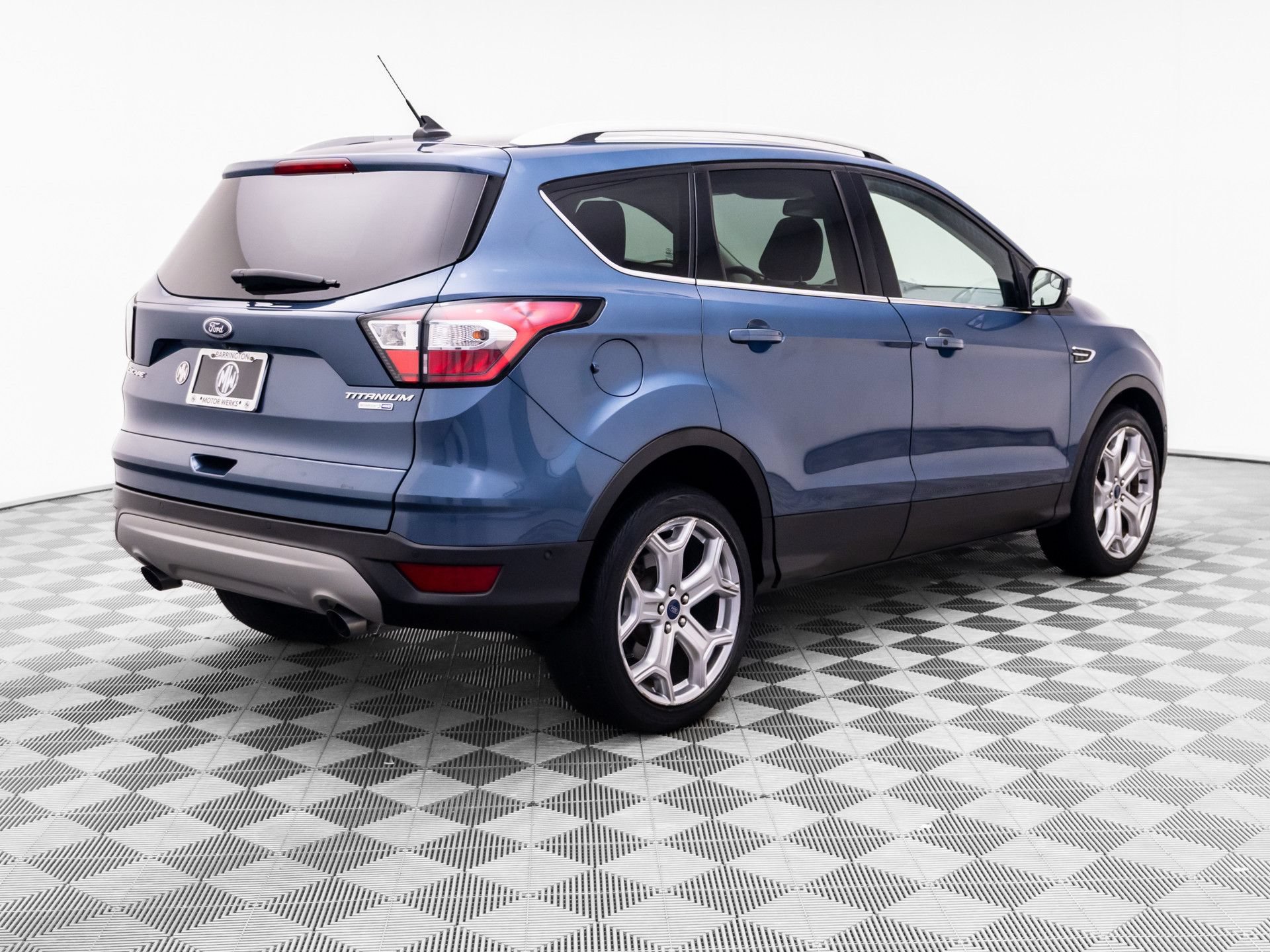 Used 2018 Ford Escape Titanium AWD/4WD image 6