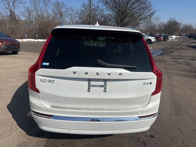 Used 2023 Volvo XC90 B6 Ultimate w/ Protection Package Premier AWD/4WD image 4