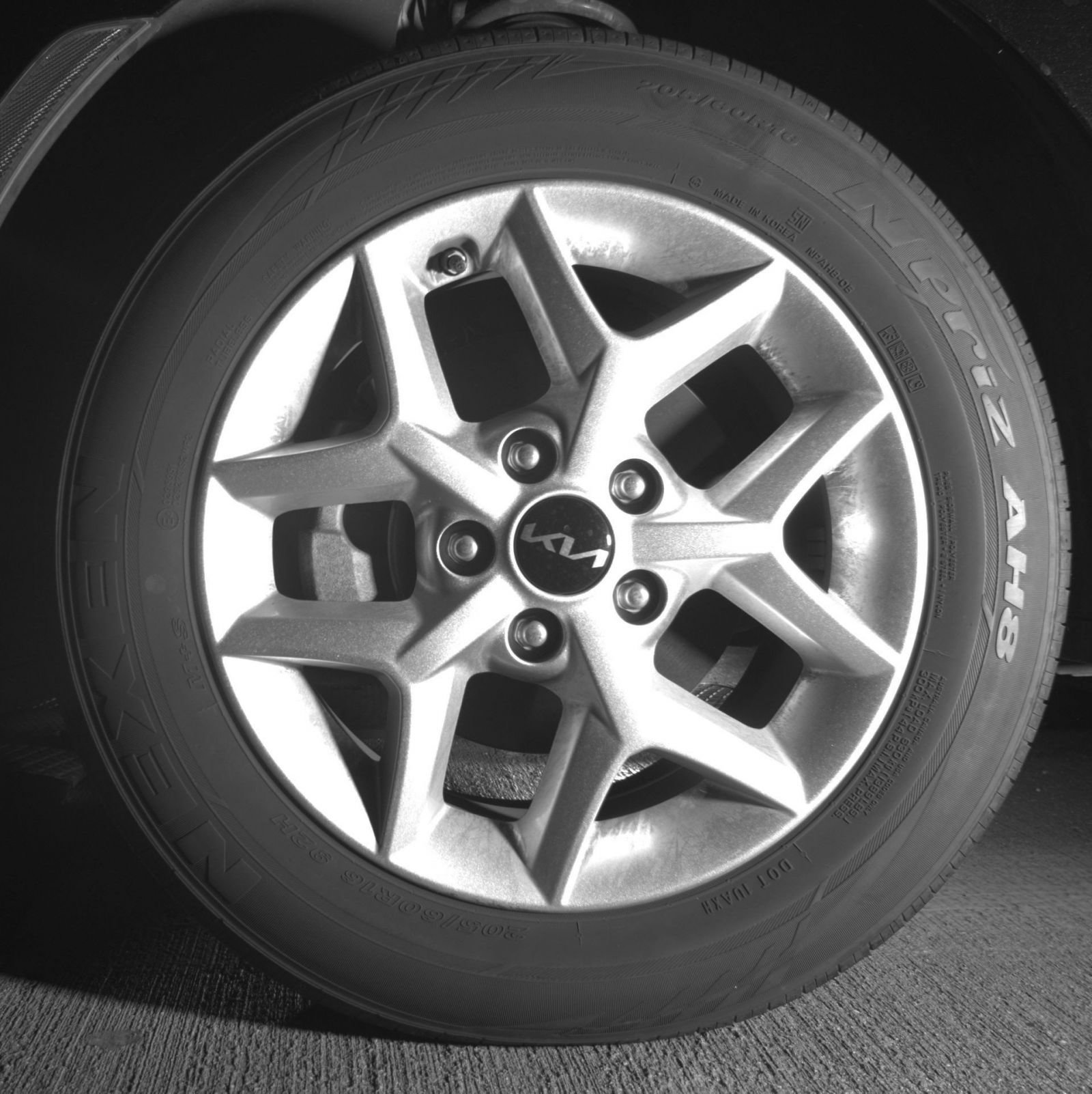 Used 2025 Kia Soul LX w/ LX Technology Package FWD image 15