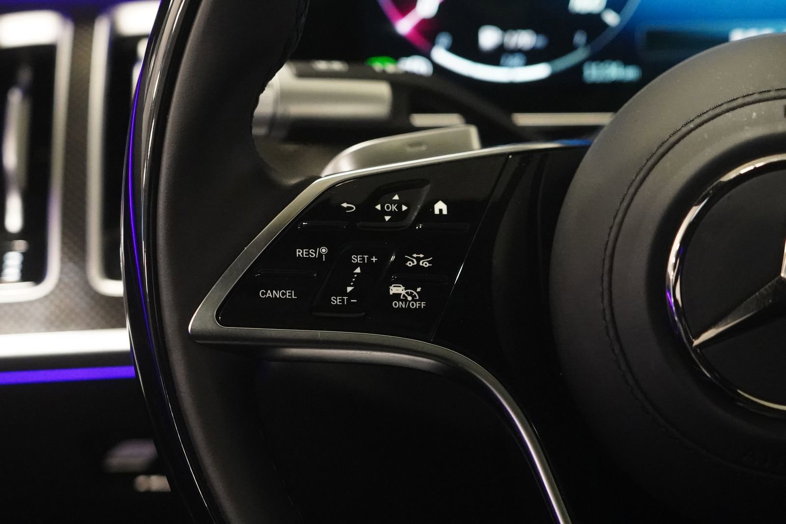 Used 2025 Mercedes-Benz S 580 4MATIC Sedan image 17