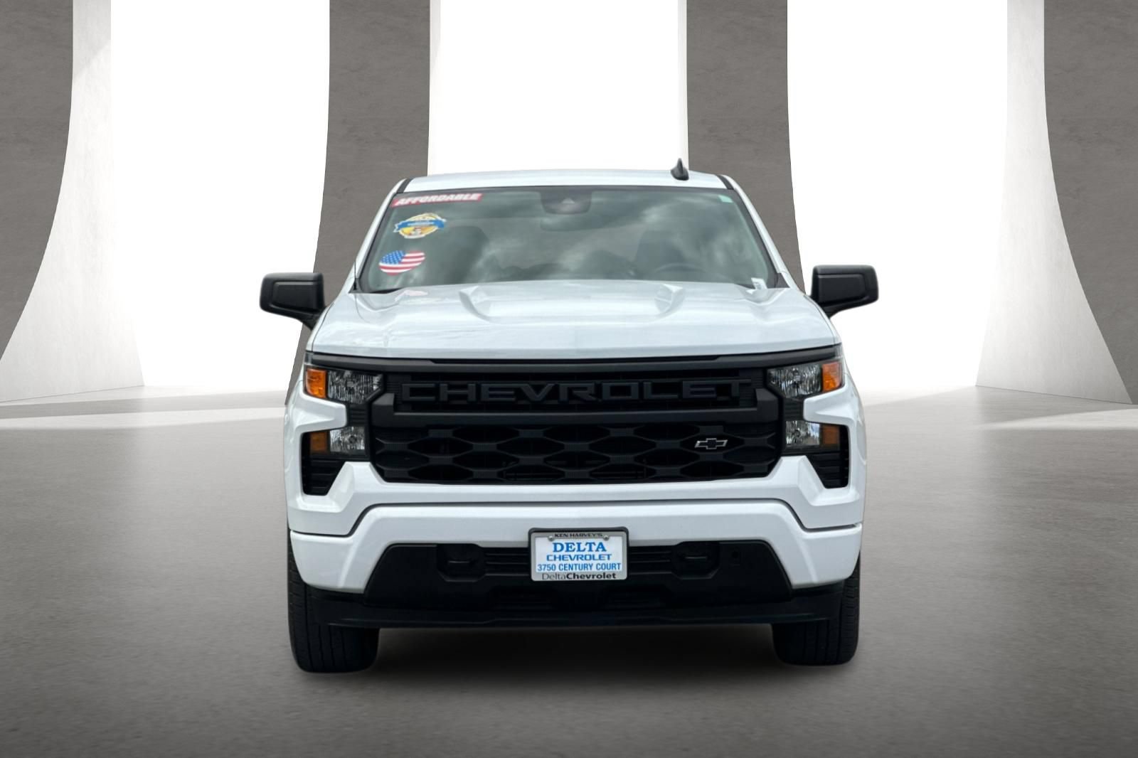 Used 2023 Chevrolet Silverado 1500 Custom w/ LPO, Dark Essentials Package AWD/4WD image 9