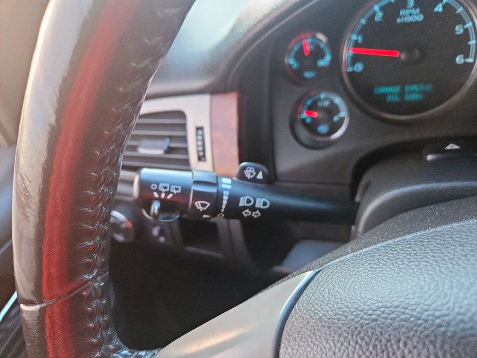 Used 2011 Chevrolet Tahoe LT w/ Texas Edition image 17