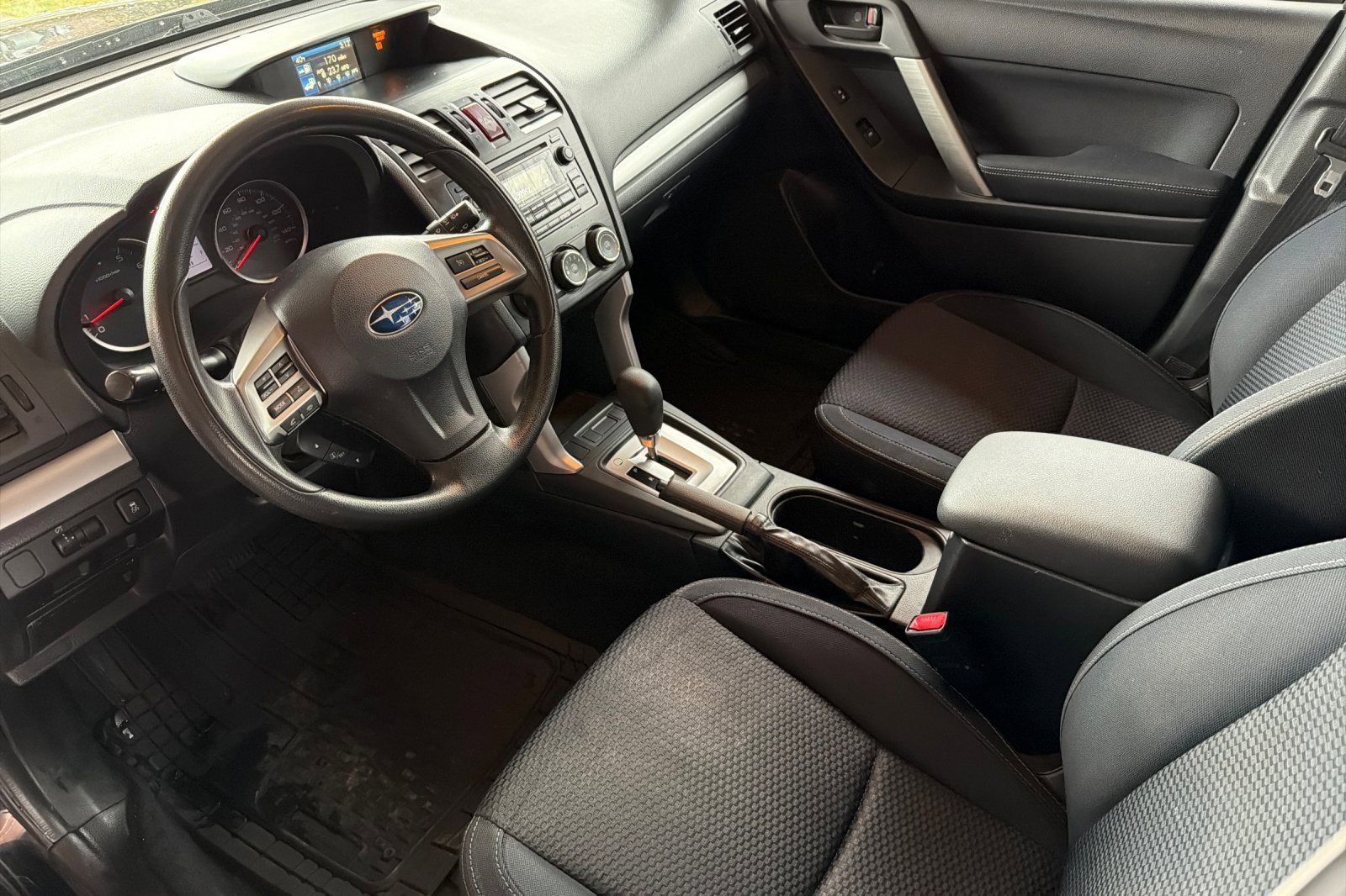 Used 2015 Subaru Forester 2.5i image 11