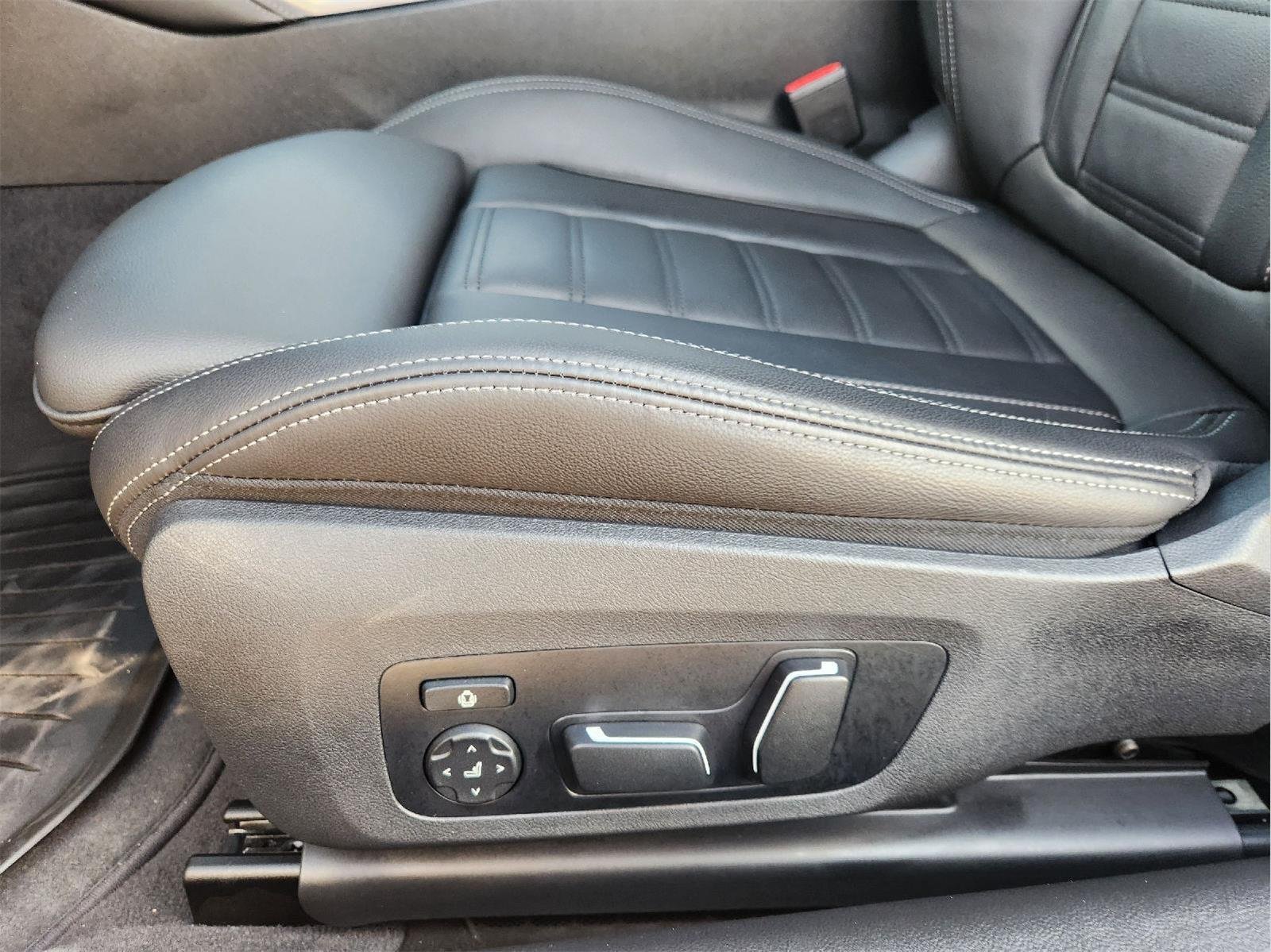 Used 2025 BMW 430i Convertible w/ M Sport Package RWD image 25