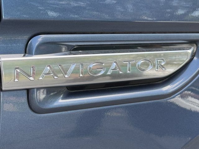 Used 2020 Lincoln Navigator L Reserve w/ Luxury Package AWD/4WD image 5