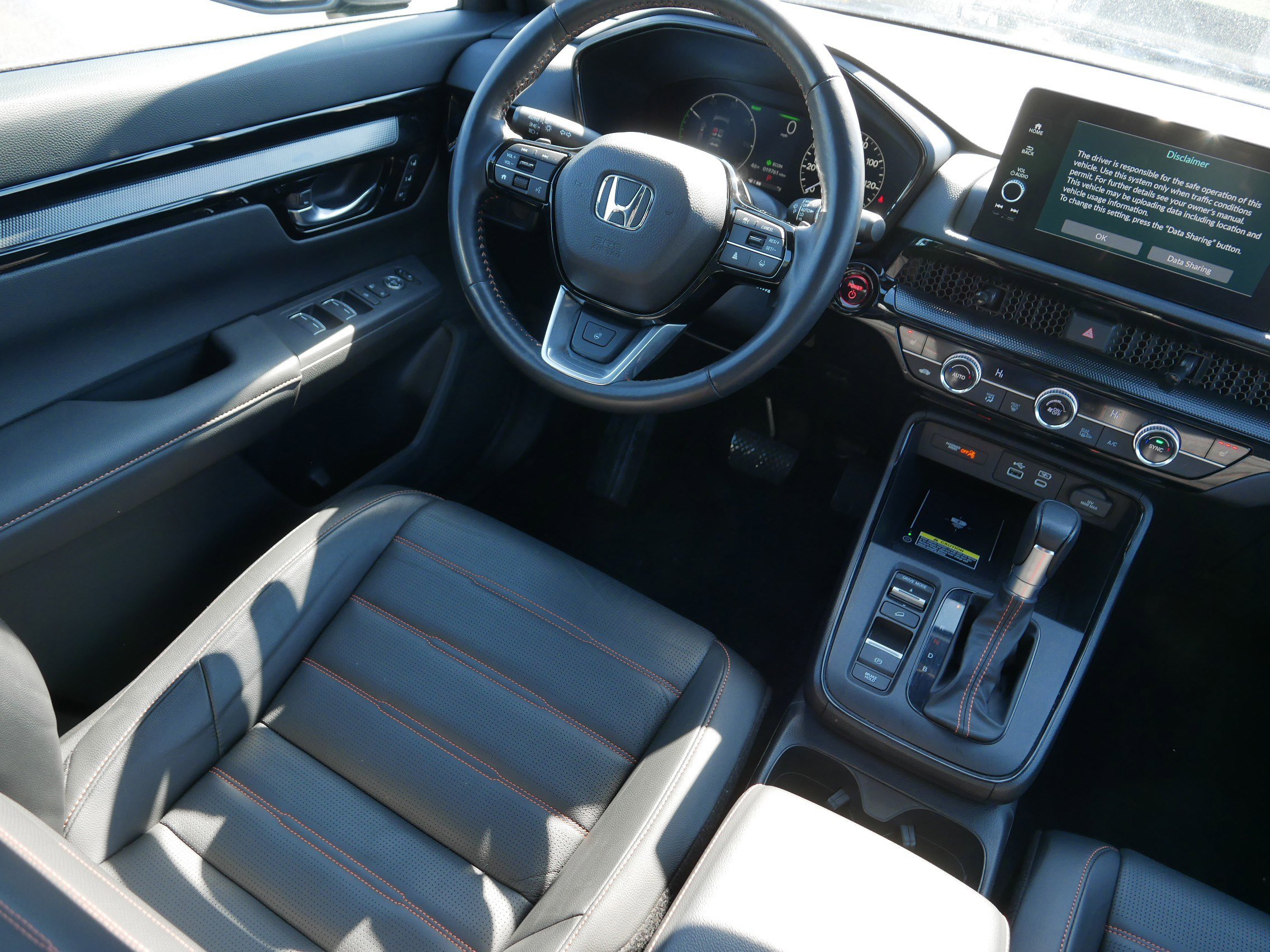 Used 2025 Honda CR-V Sport Touring image 9
