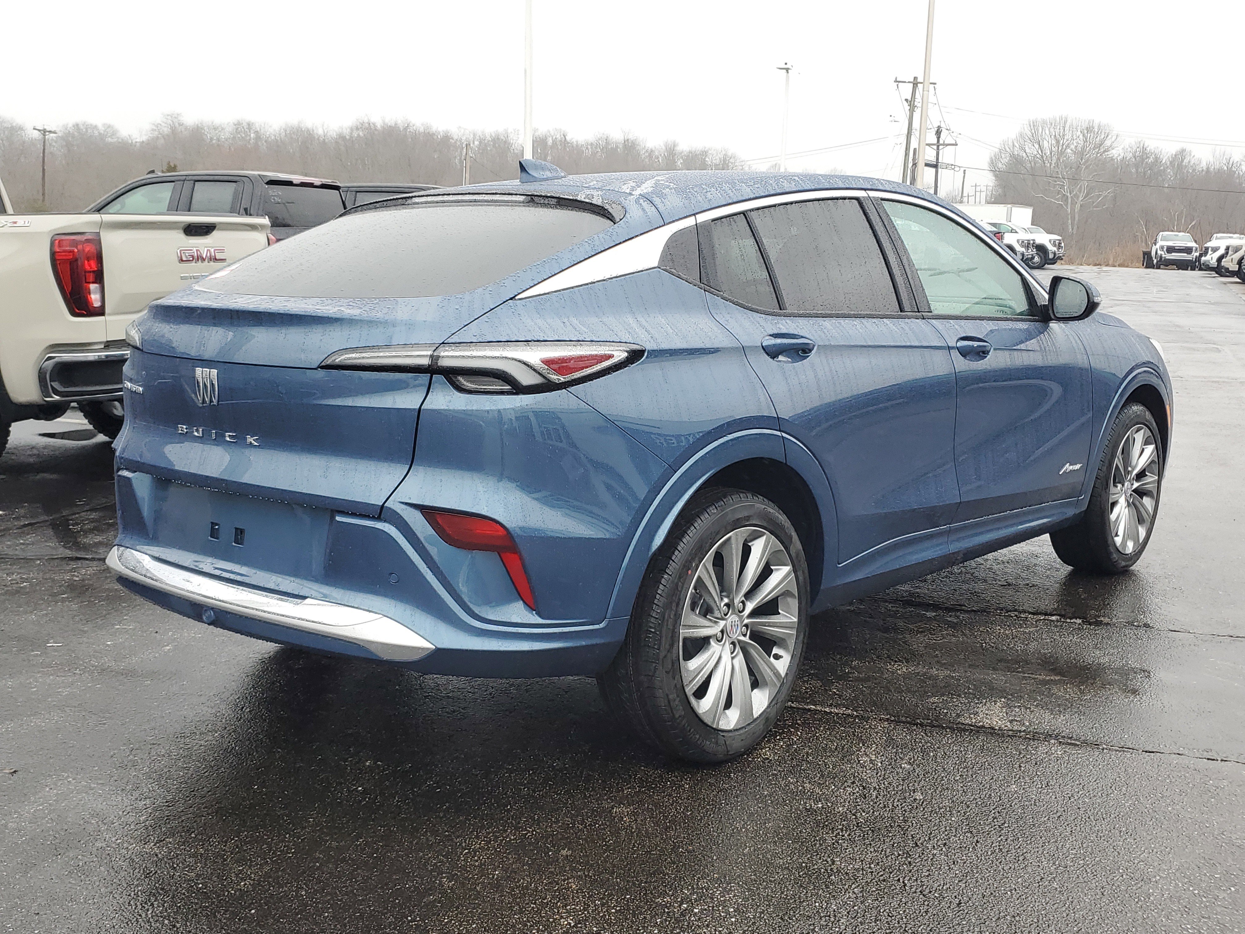 New 2026 Buick Envista Avenir image 4