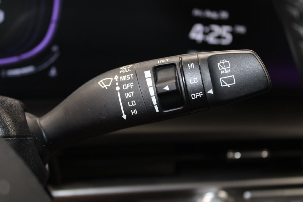 Used 2025 Kia Telluride S FWD image 37
