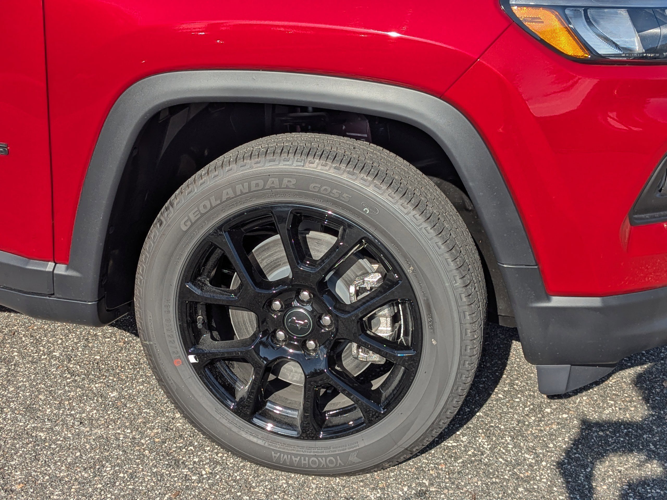 New 2026 Jeep Compass Latitude image 10