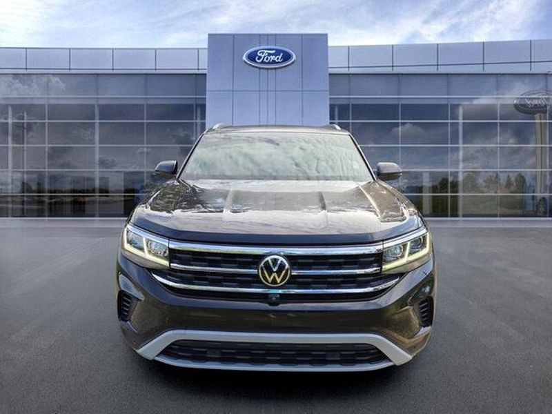 Used 2020 Volkswagen Atlas Cross Sport SEL Premium AWD/4WD image 3