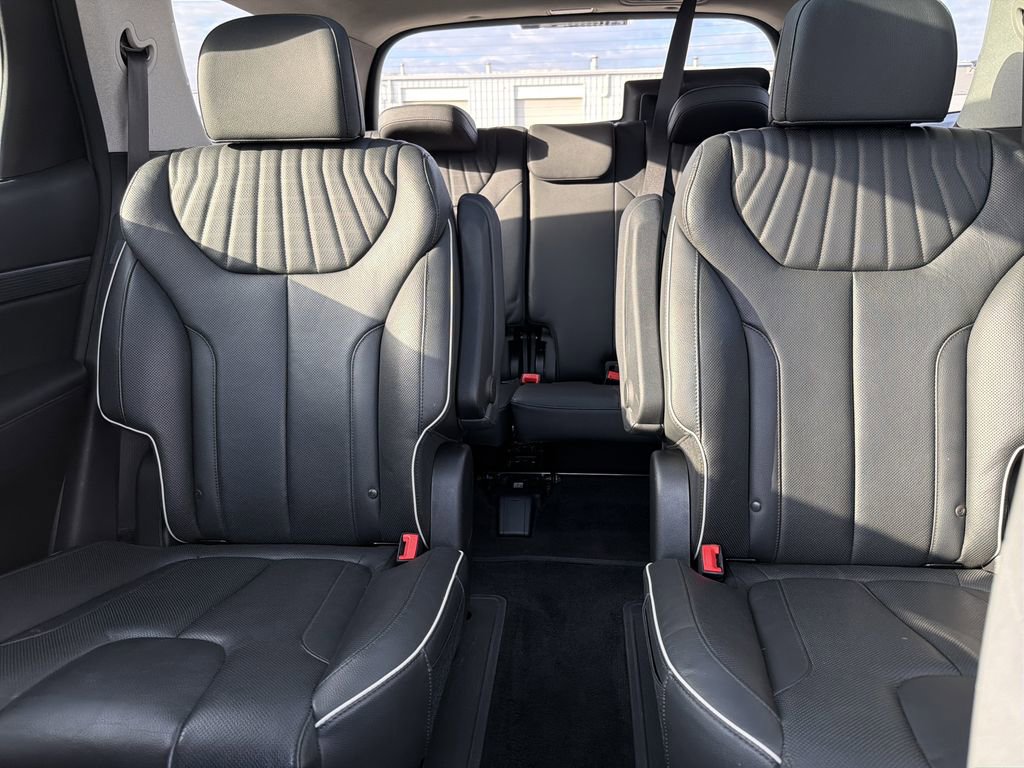 Used 2024 Hyundai Palisade Limited image 20