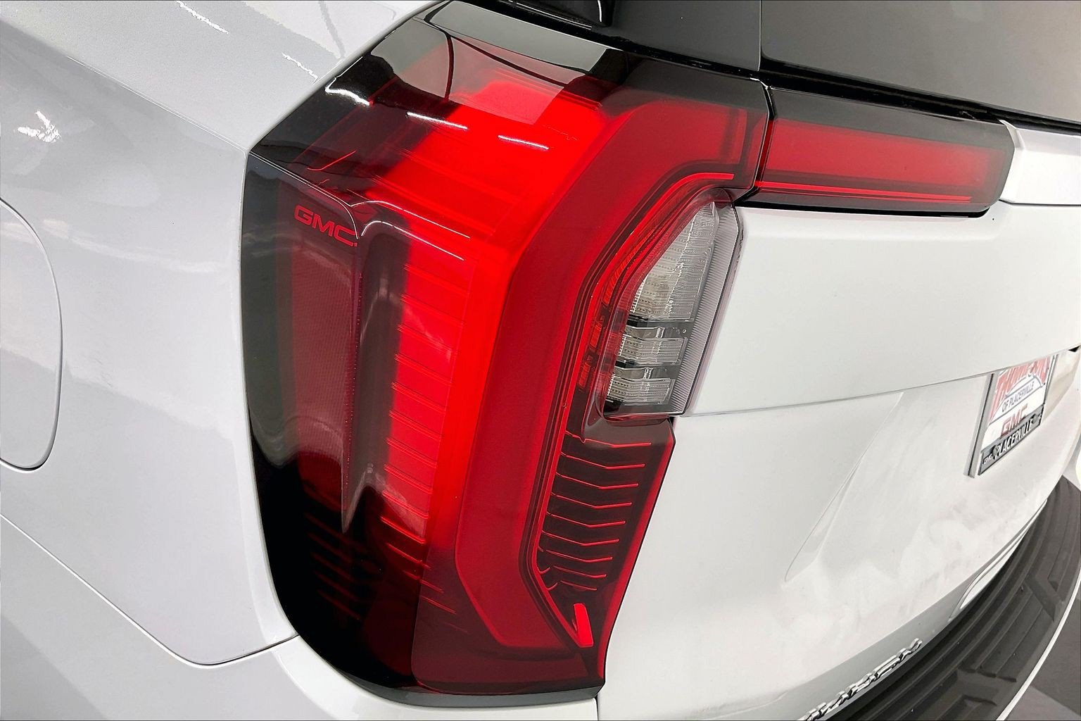 New 2026 GMC Yukon XL Denali w/ Advanced Technology Package AWD/4WD image 16