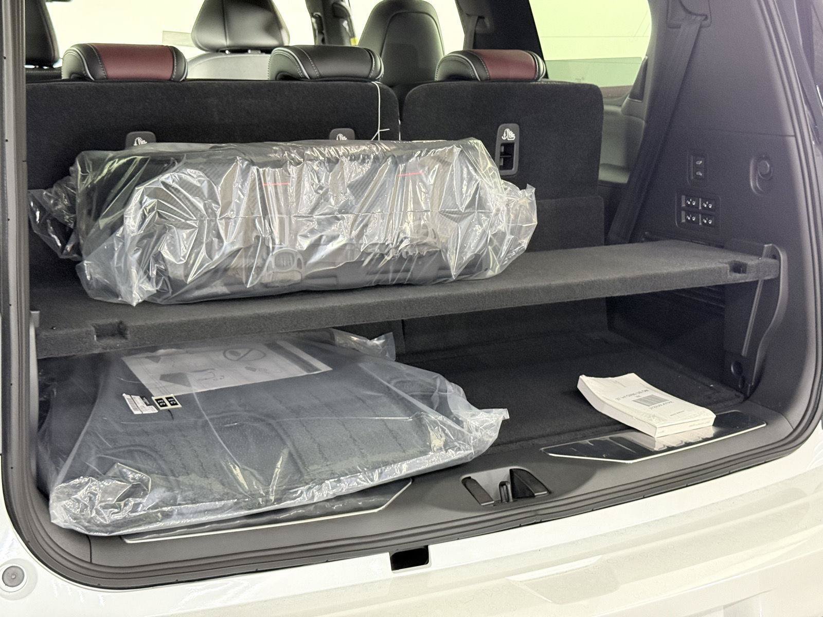 New 2027 INFINITI QX80 Autograph w/ Premium Cargo Package AWD/4WD image 31