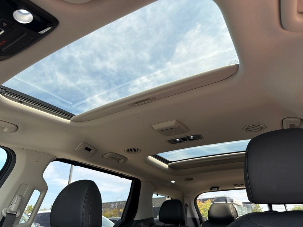 Used 2024 Kia Carnival SX Prestige FWD image 12