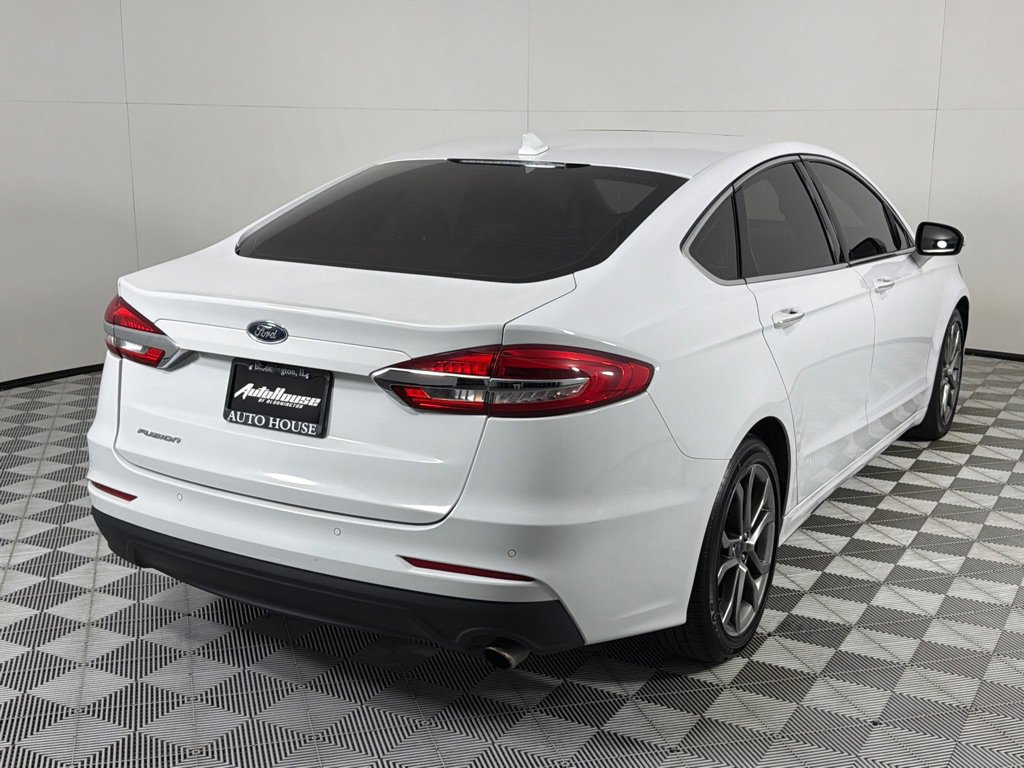 Used 2019 Ford Fusion SEL FWD image 5