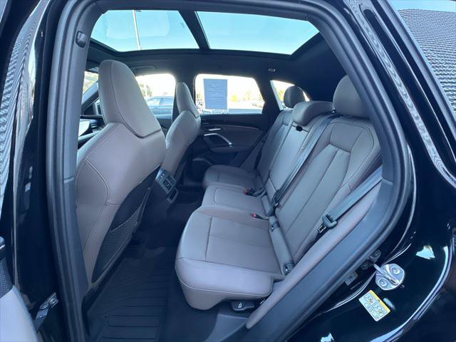 Certified 2025 Audi Q5 Premium w/ Premium Plus AWD/4WD image 11