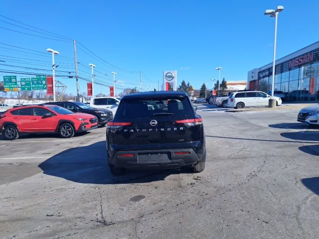 Certified 2024 Nissan Pathfinder S image 7