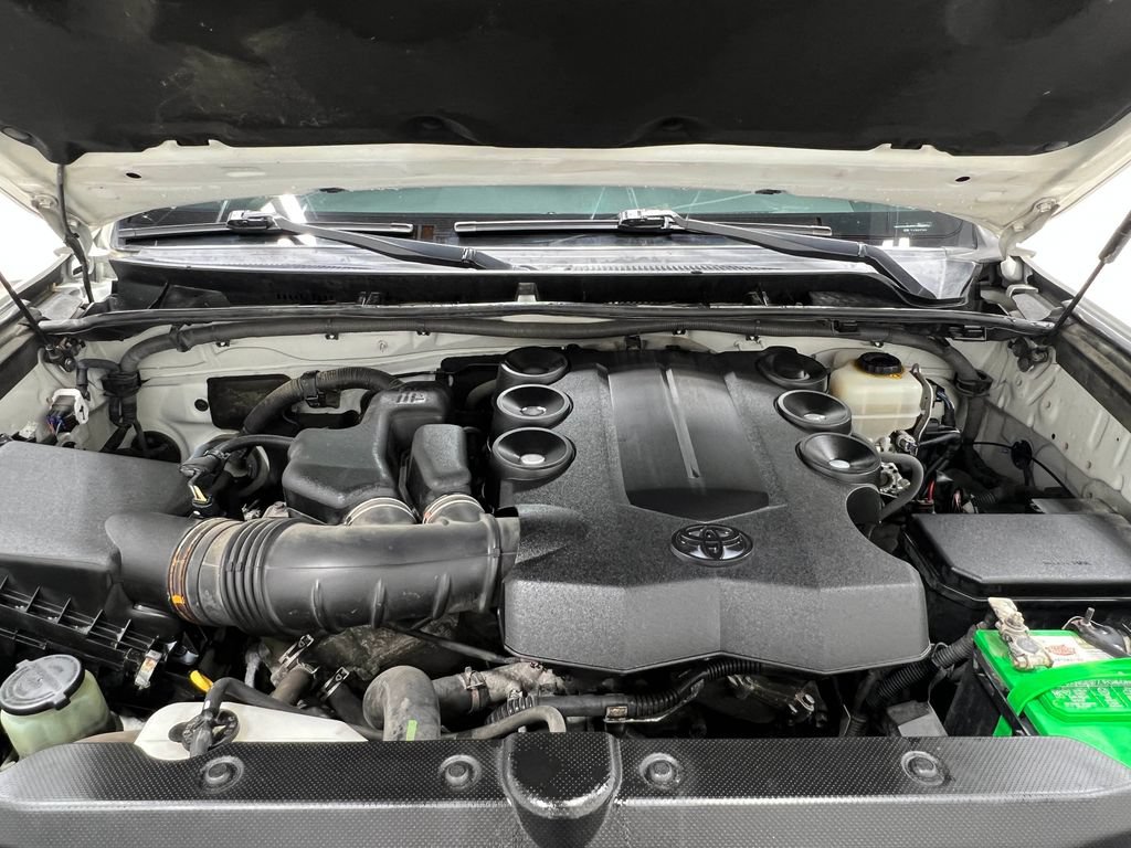 Used 2016 Toyota 4Runner Limited AWD/4WD image 28