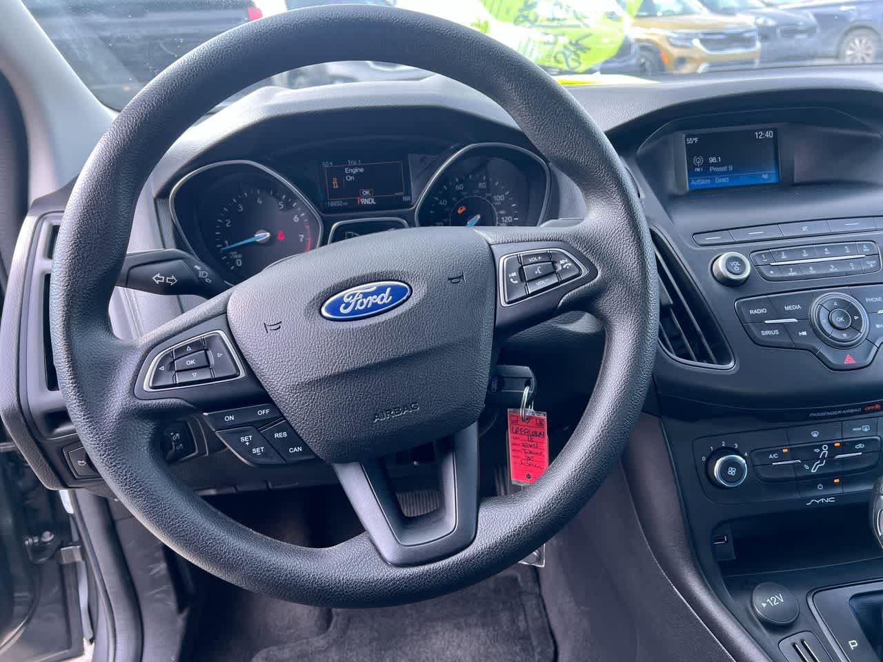Used 2018 Ford Focus SE FWD image 14