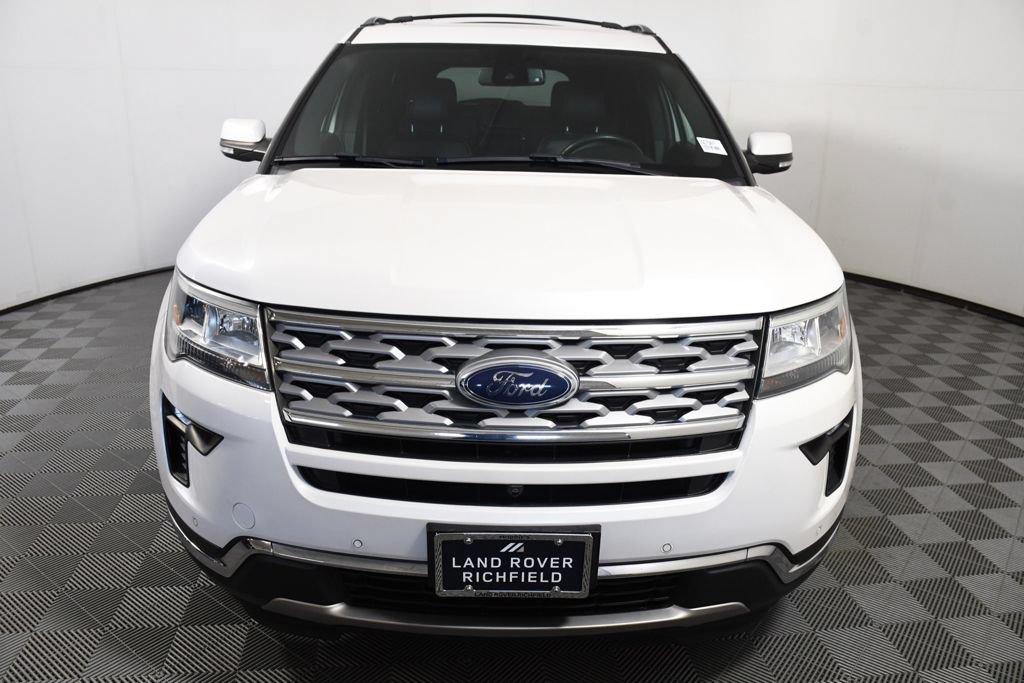 Used 2018 Ford Explorer Limited w/ Equipment Group 301A AWD/4WD image 10
