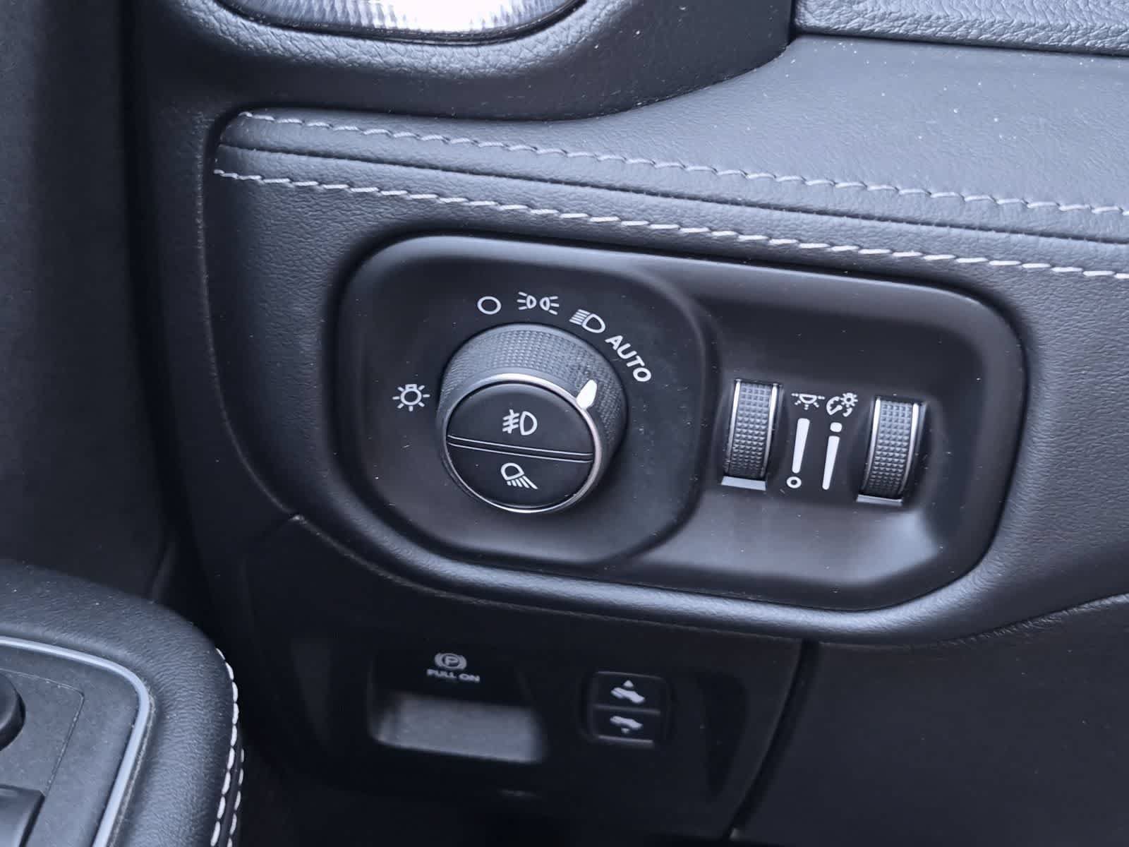 Used 2022 RAM 1500 TRX w/ TRX Level 1 Equipment Group AWD/4WD image 26
