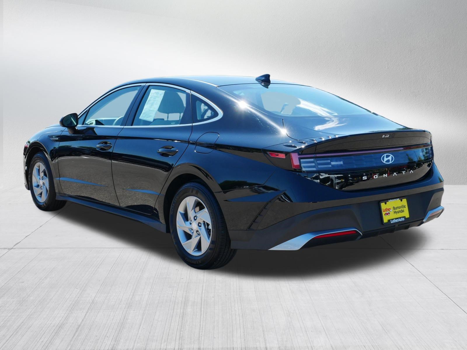 Certified 2026 Hyundai Sonata SE FWD image 5