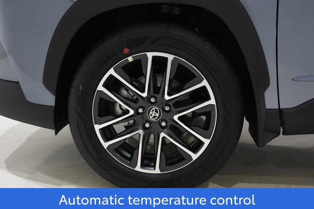 New 2026 Toyota Corolla Cross XLE image 6