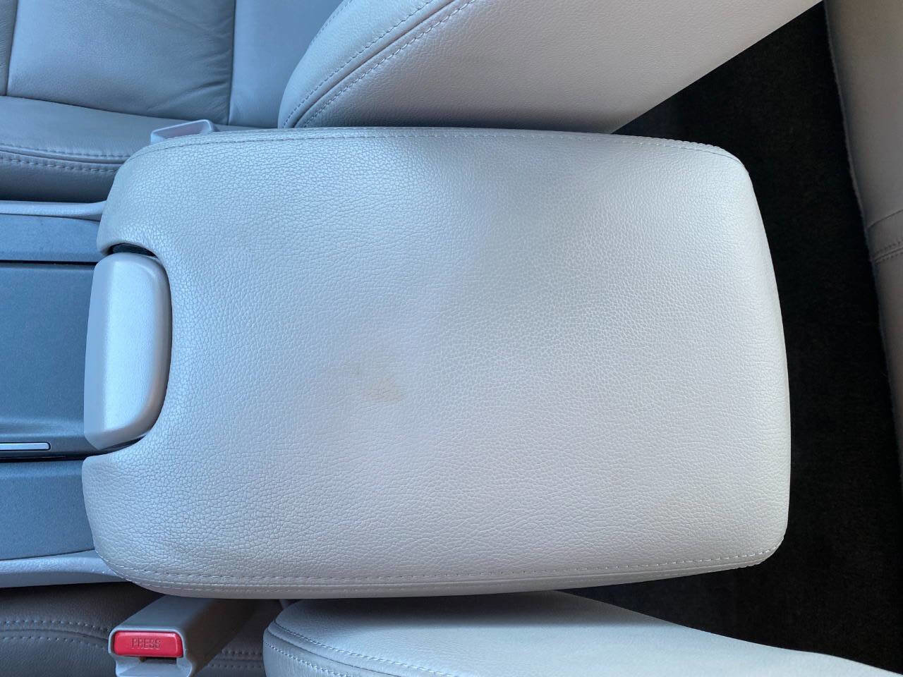 Used 2011 Honda Accord EX-L image 18