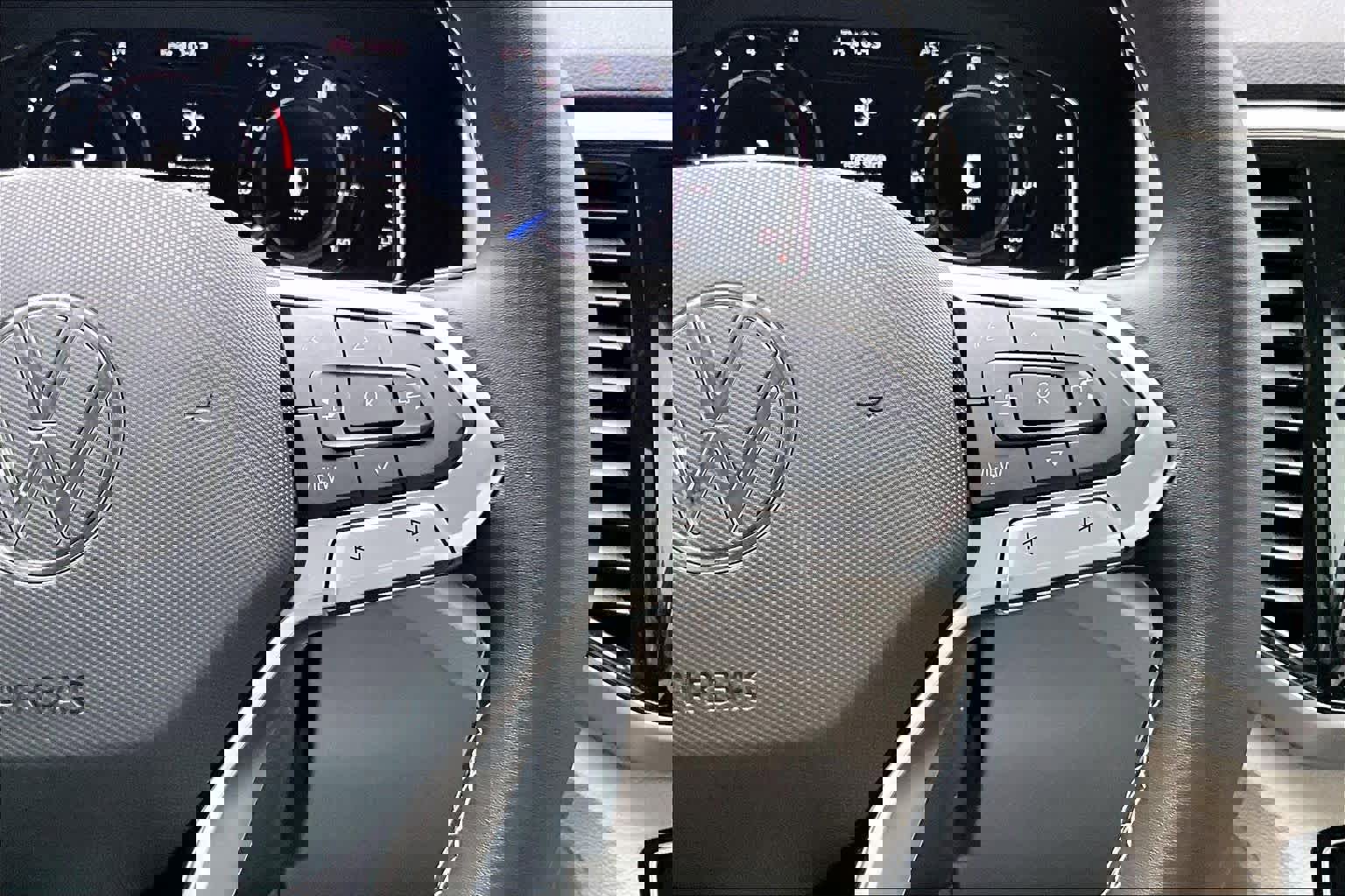 Certified 2022 Volkswagen Atlas SE image 25