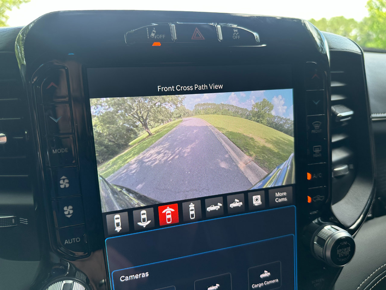 Used 2023 RAM 2500 Limited image 43