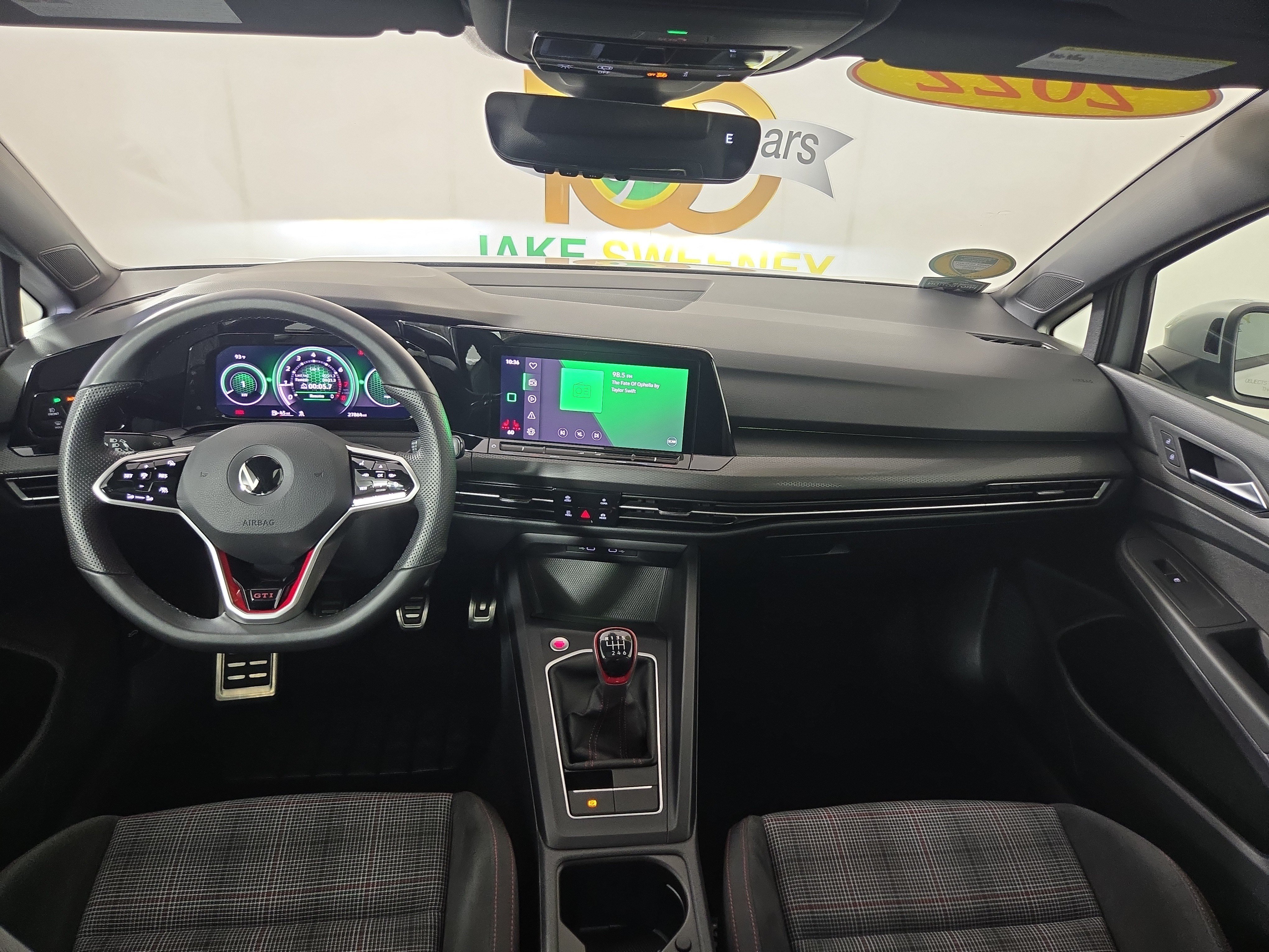 Used 2022 Volkswagen GTI SE FWD image 13