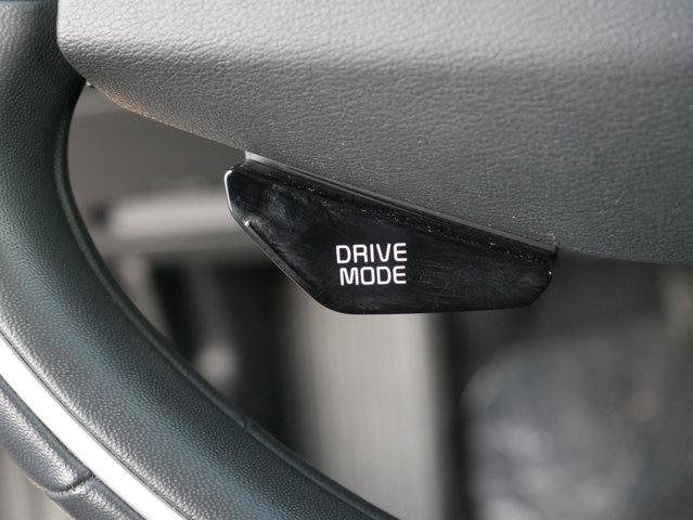 Used 2023 Kia Niro EX image 26