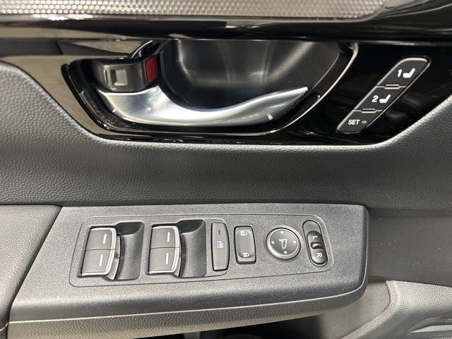 Certified 2025 Honda CR-V Sport Touring image 22