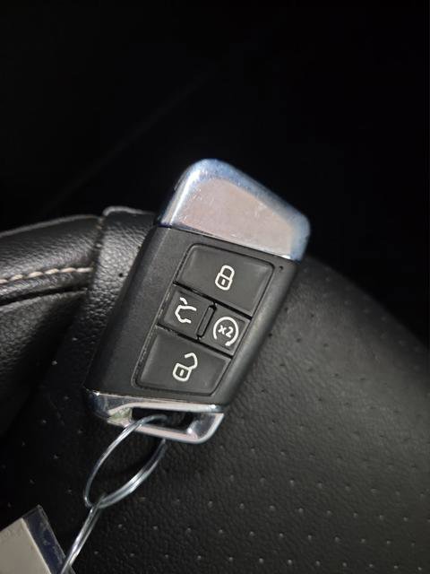 Used 2022 Volkswagen Atlas SE image 27