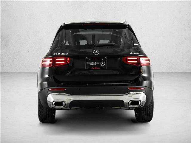 New 2026 Mercedes-Benz GLB 250 4MATIC image 7